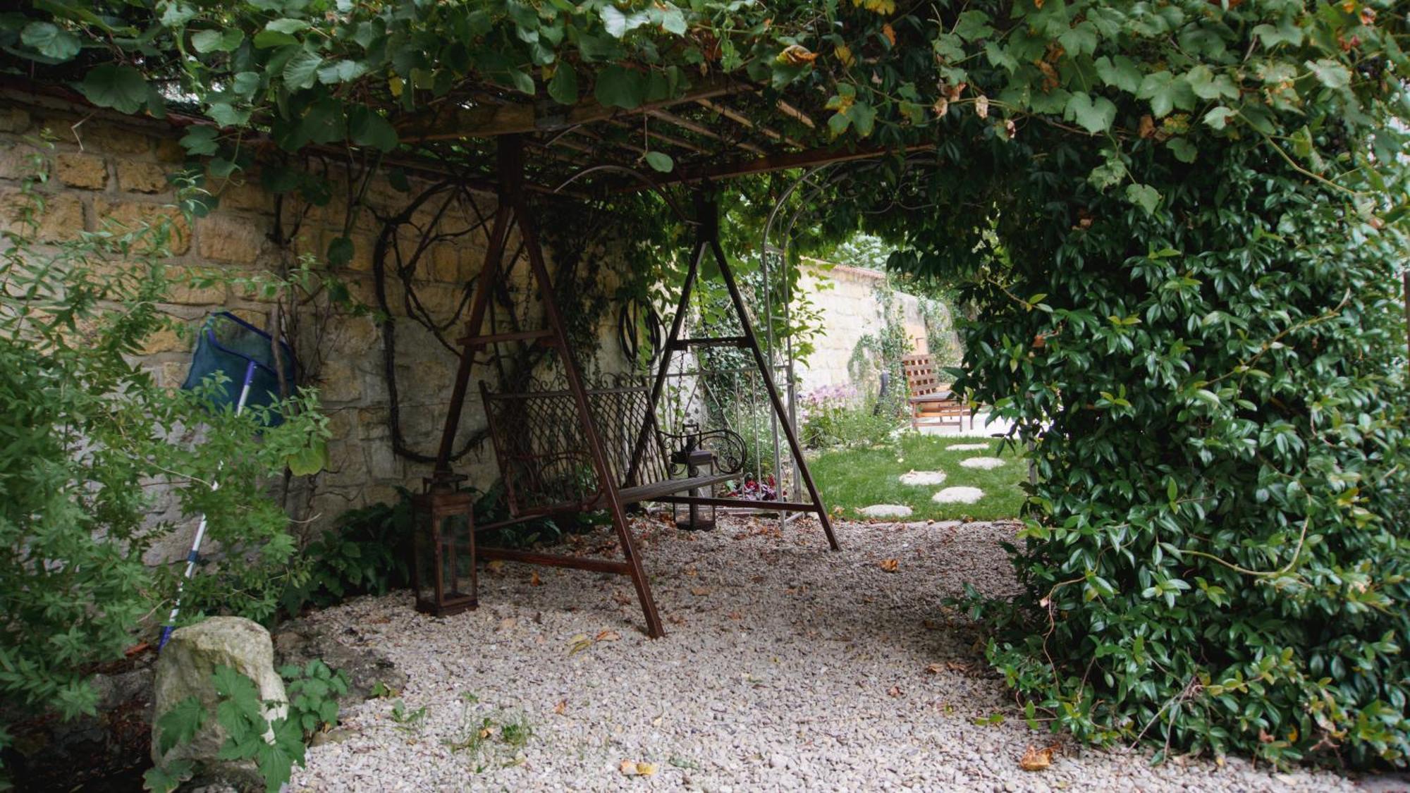 Nouveau Au Coeur De L'Isle Adam - Le Clos De L'Isle Bed & Breakfast Exterior photo